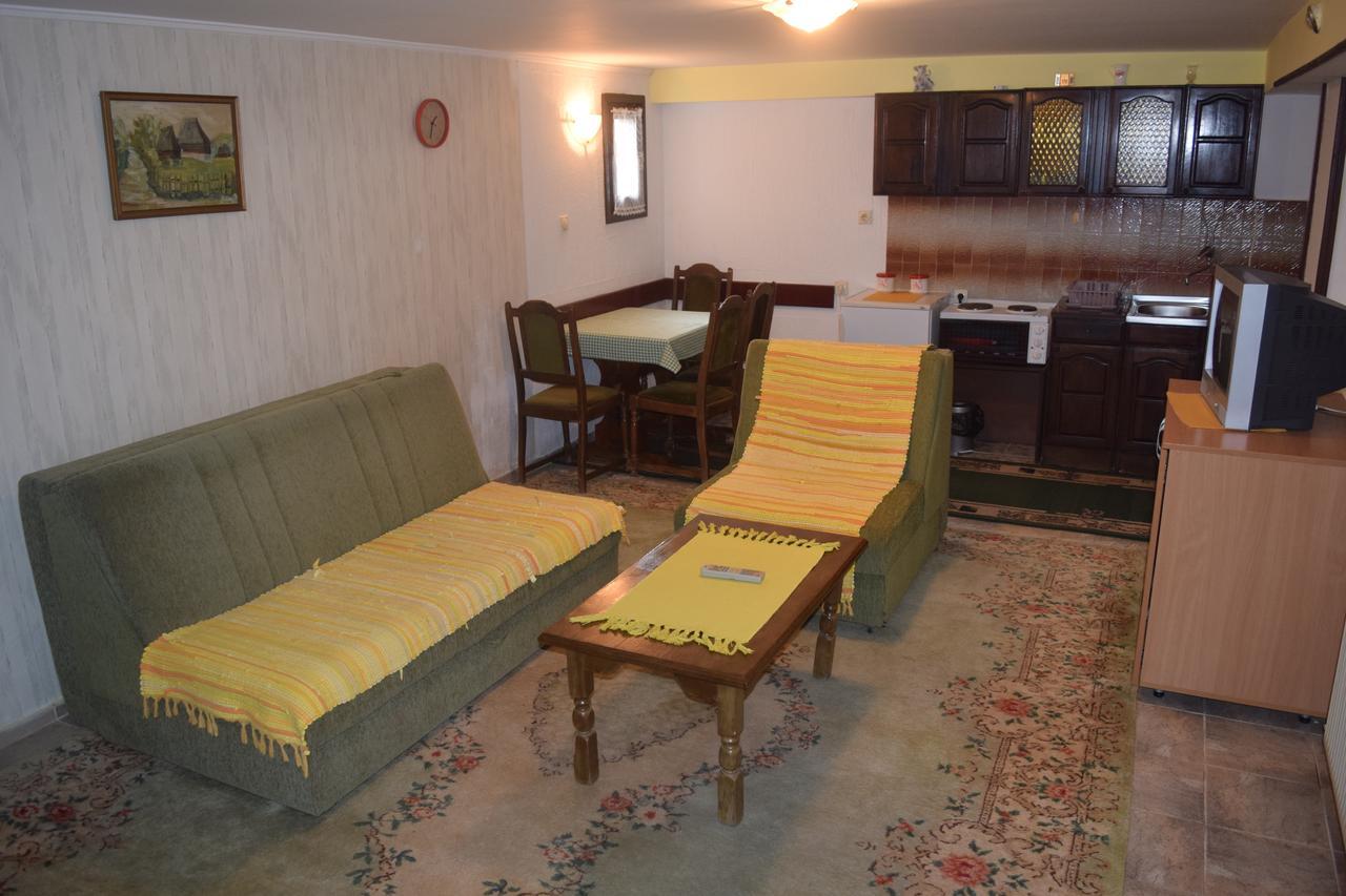 Bozovic Mv Apartments Zlatibor Esterno foto